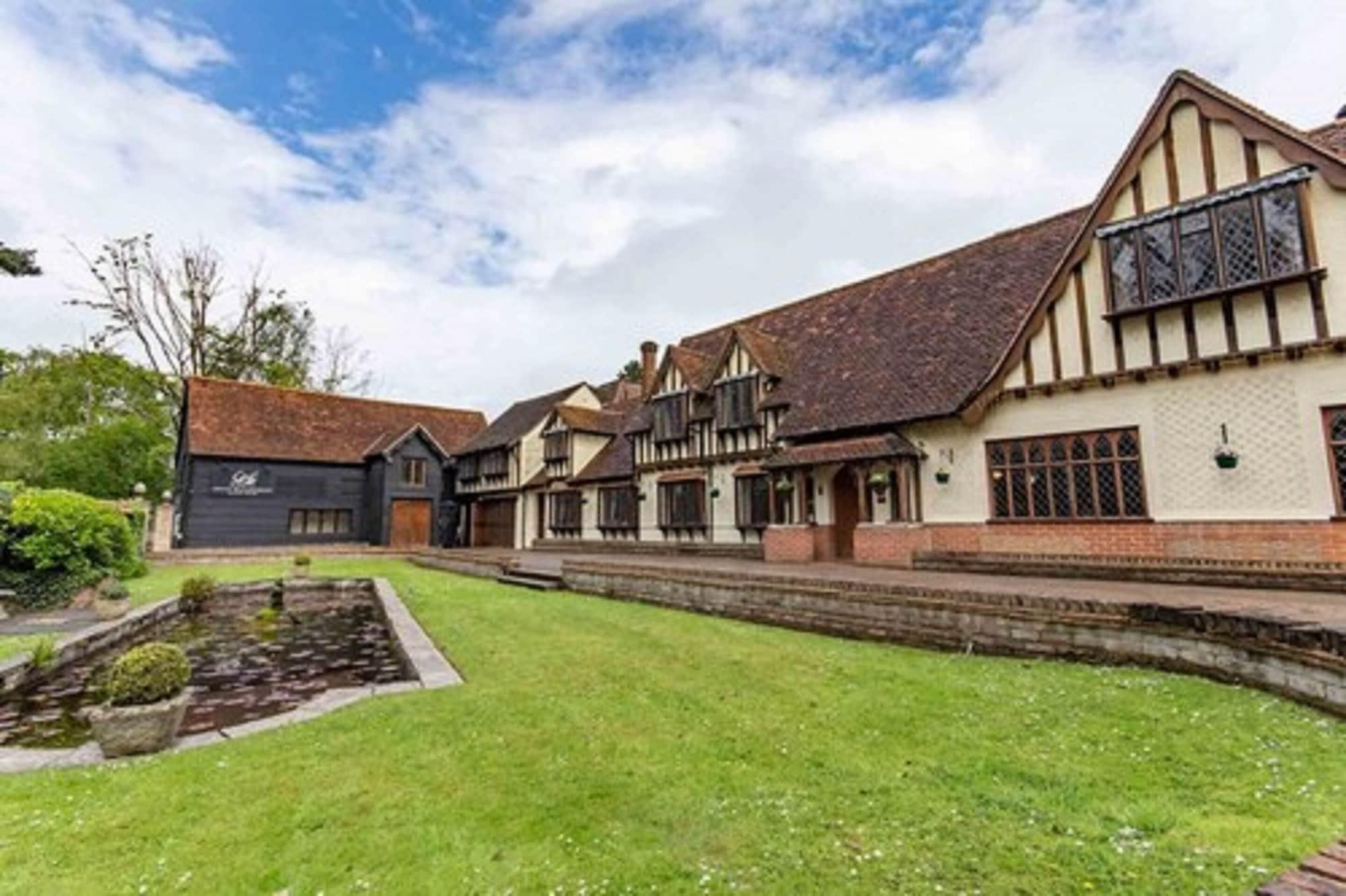 Great Manor & London Stansted Hallingbury