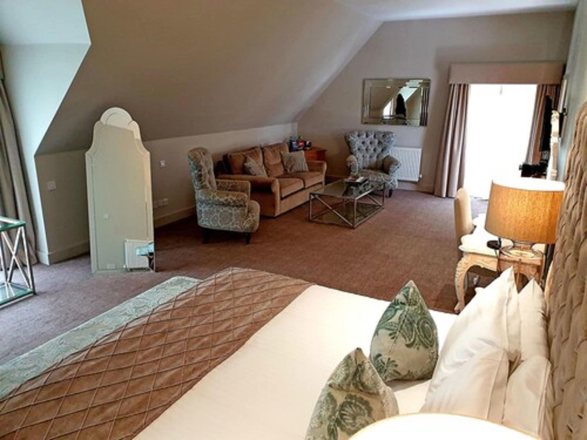 Great Manor & London Stansted Hallingbury