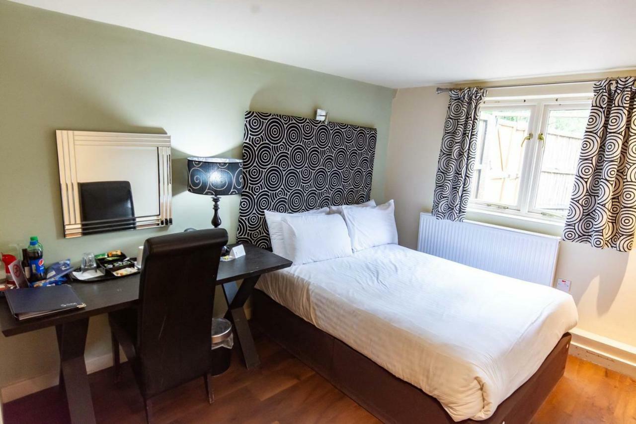 Great Manor & London Stansted Hallingbury